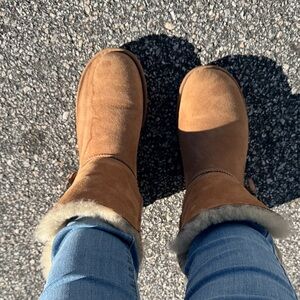 Women's Tan Uggs Boots